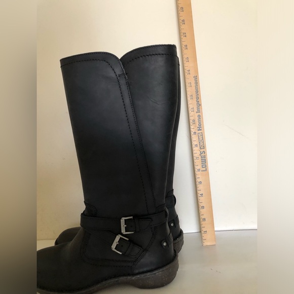 UGG Leather Black Side Zipper Wool Lining Tall boots size 8 - Picture 11 of 11